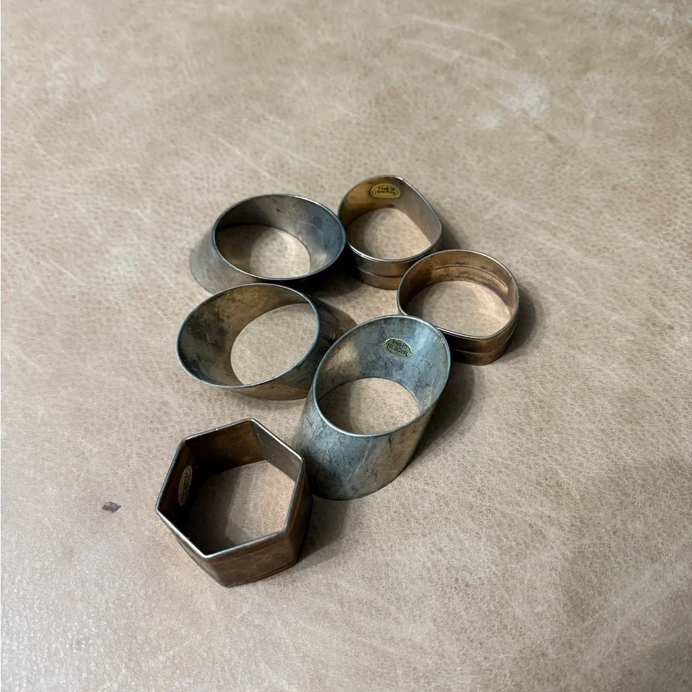 Mixed Lot Of Vintage Napkin Holder Rings Set Of 4